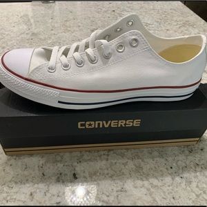 Converse White Chuck Taylor